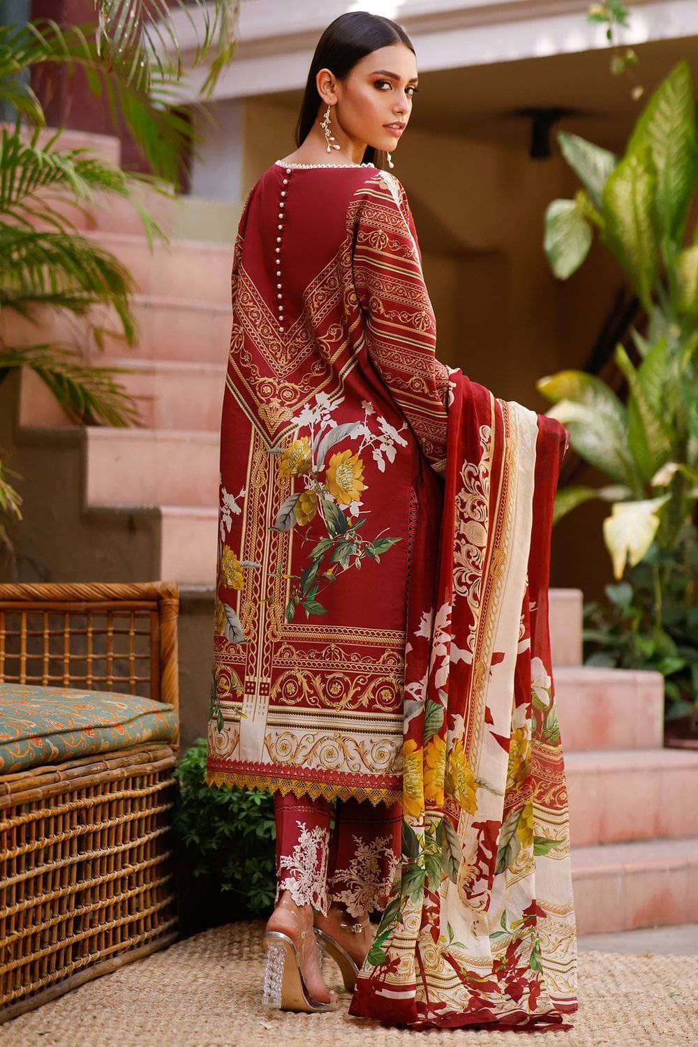 img_jade_ombre_premium_lawn_2021_awwal_boutique