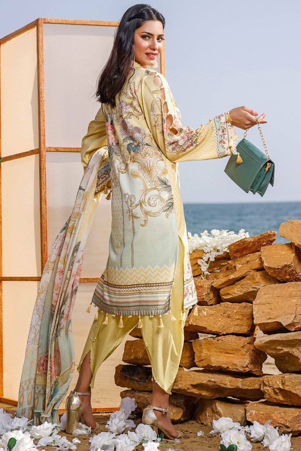 img_jade_urbane_embroidered_lawn_2021_awwal_boutique