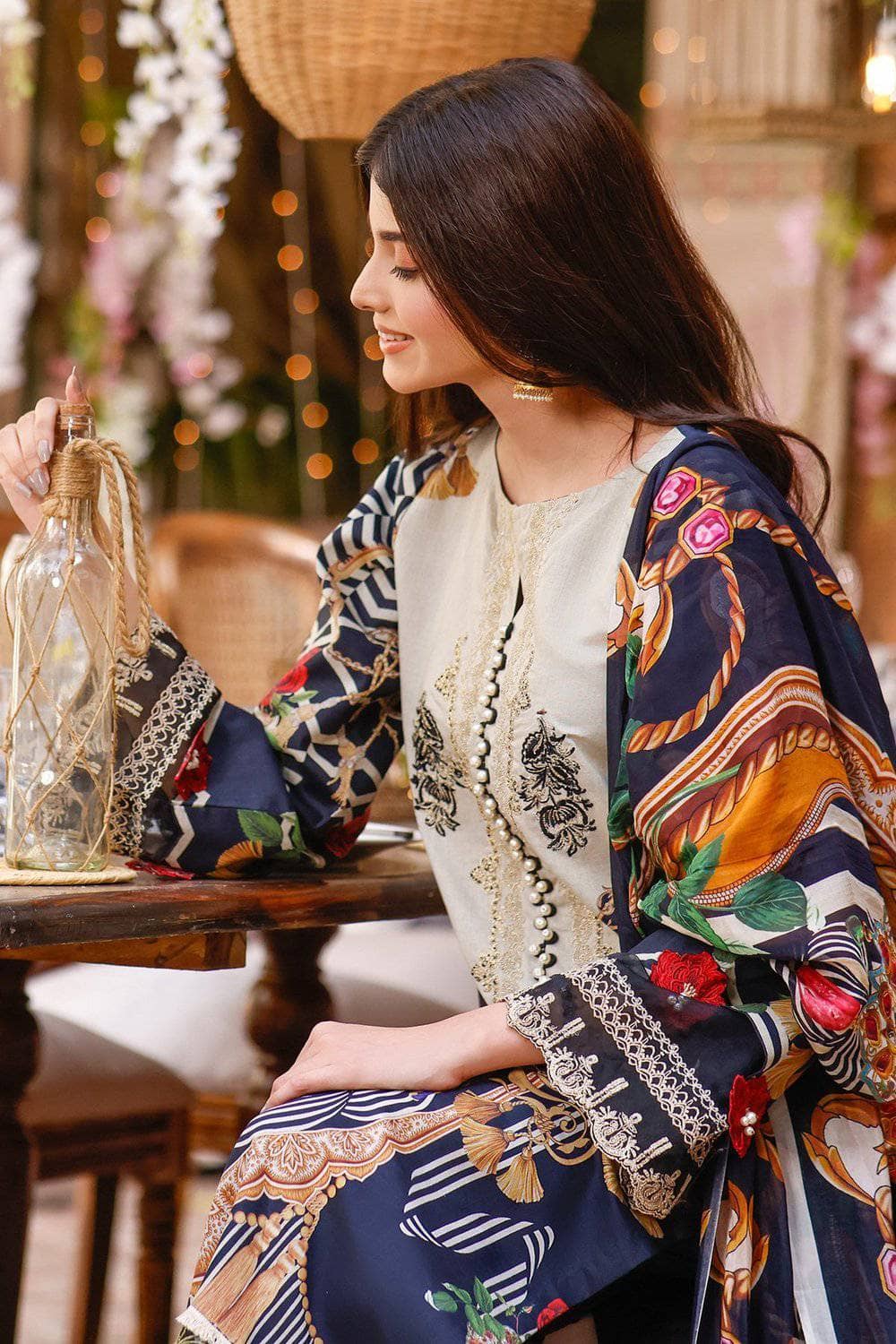 img_jade_ombre_premium_lawn_2021_awwal_boutique