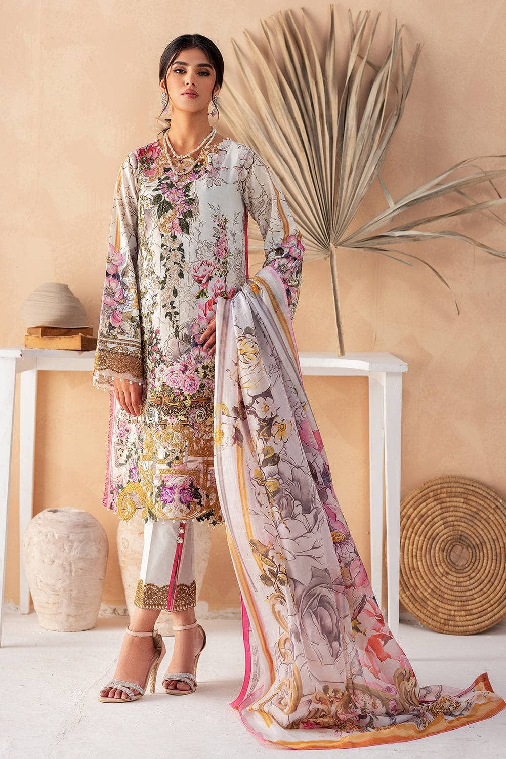 img_jade_florence_lawn_23_awwal_boutique