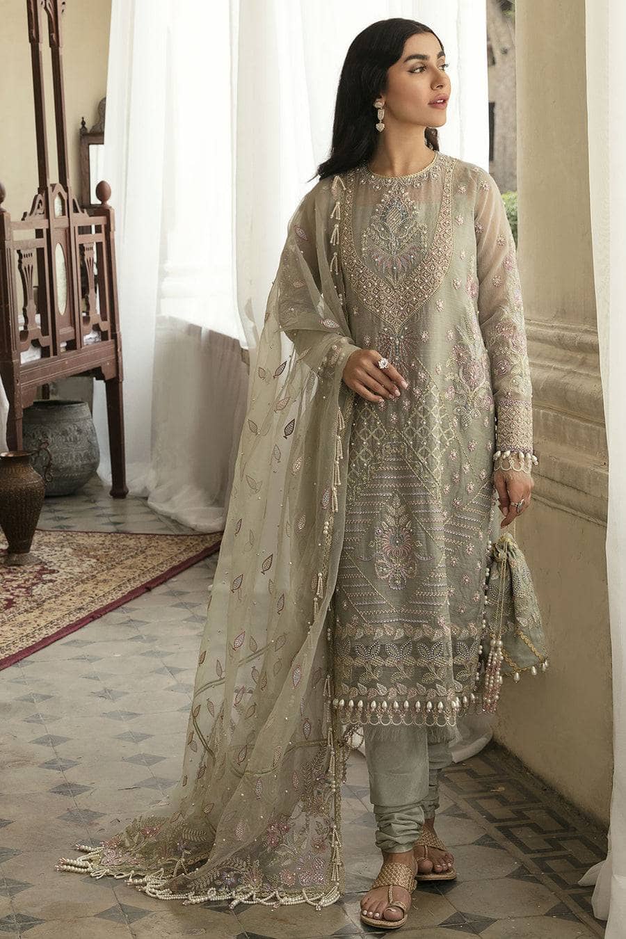 img_afrozeh_dhoop_kinarey_lawn_22_awwal_boutique