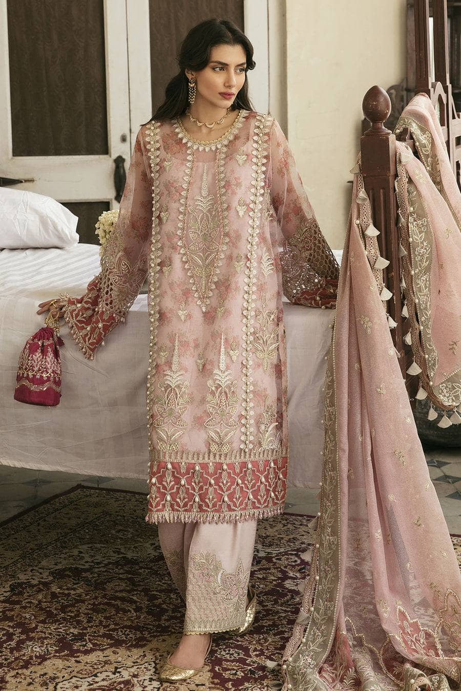 img_afrozeh_dhoop_kinarey_lawn_22_awwal_boutique