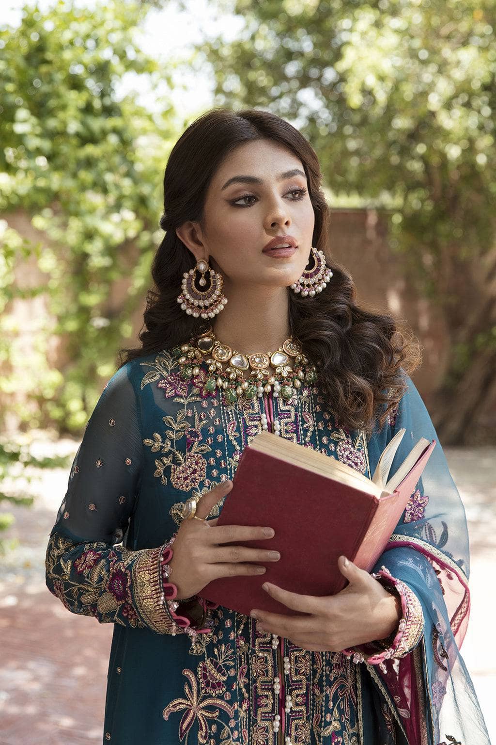 img_afrozeh_ayzel_sangat_awwal_boutique