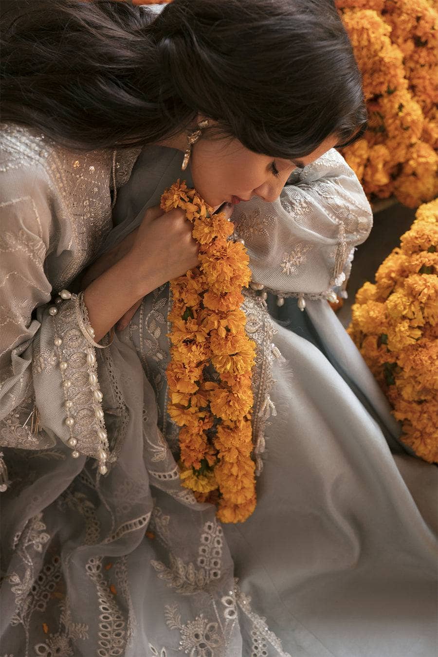 img_afrozeh_dhoop_kinarey_lawn_22_awwal_boutique