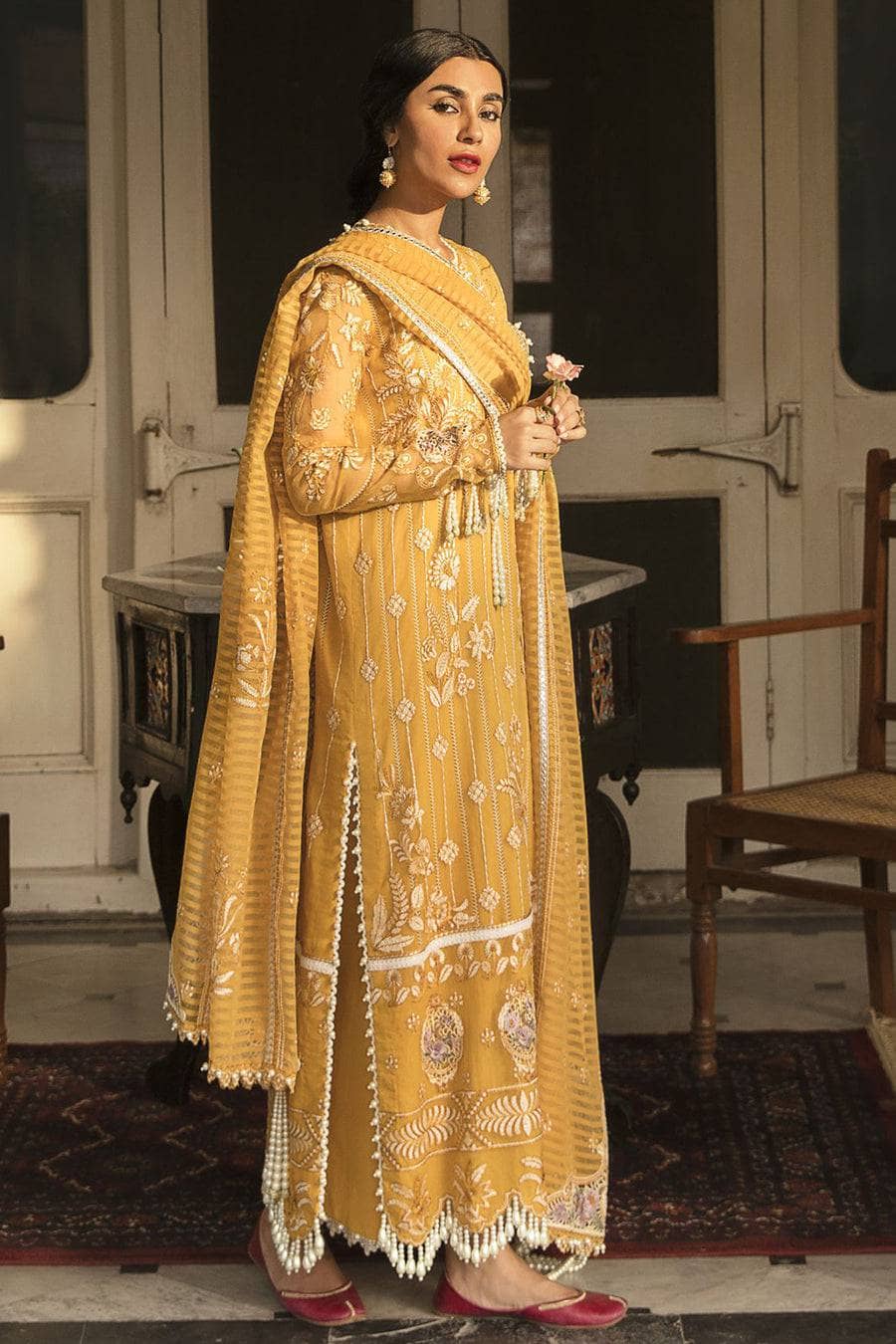 img_afrozeh_dhoop_kinarey_lawn_22_awwal_boutique