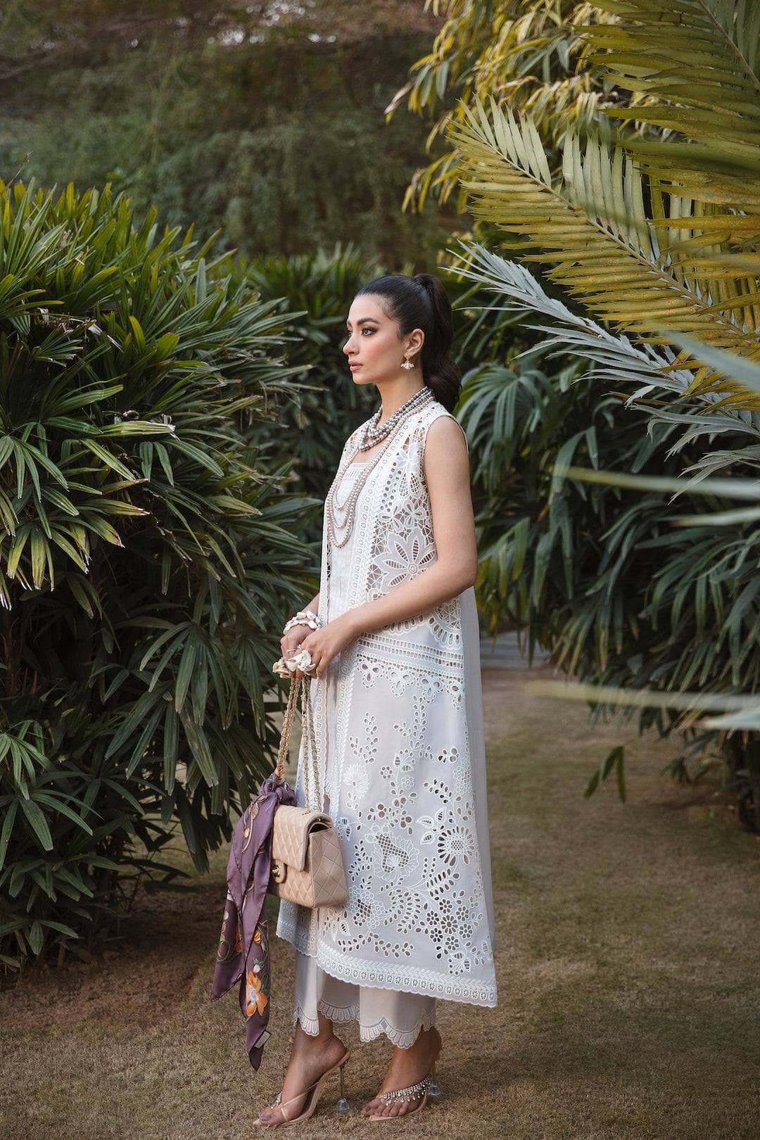 img_sable_v_luxury_lawn_23_awwal_boutique