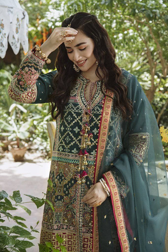 img_qalamkar_luxury_formals_shadmani_awwal_boutique