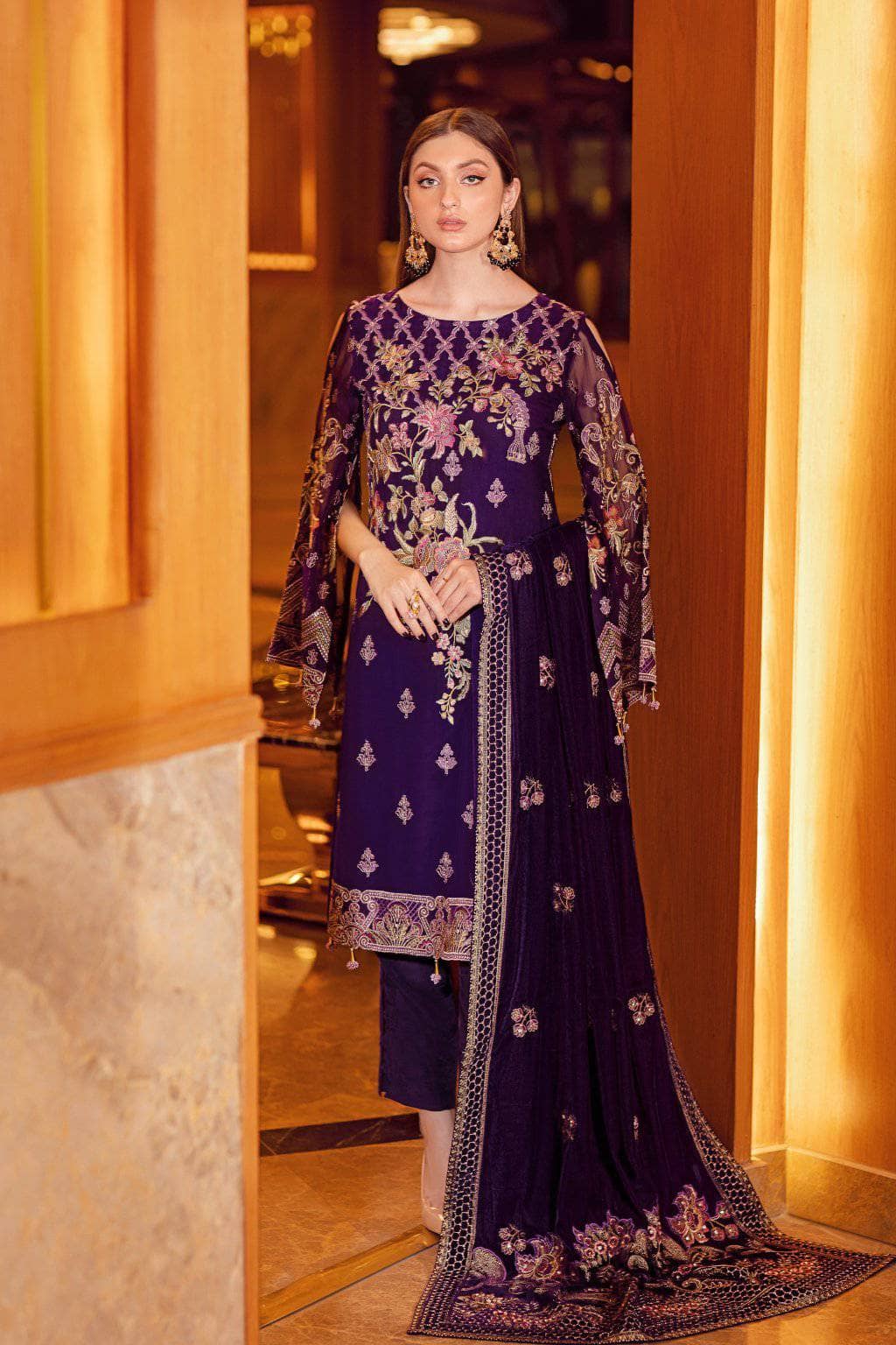 img_ramsha_velvet_collection_awwal_boutique