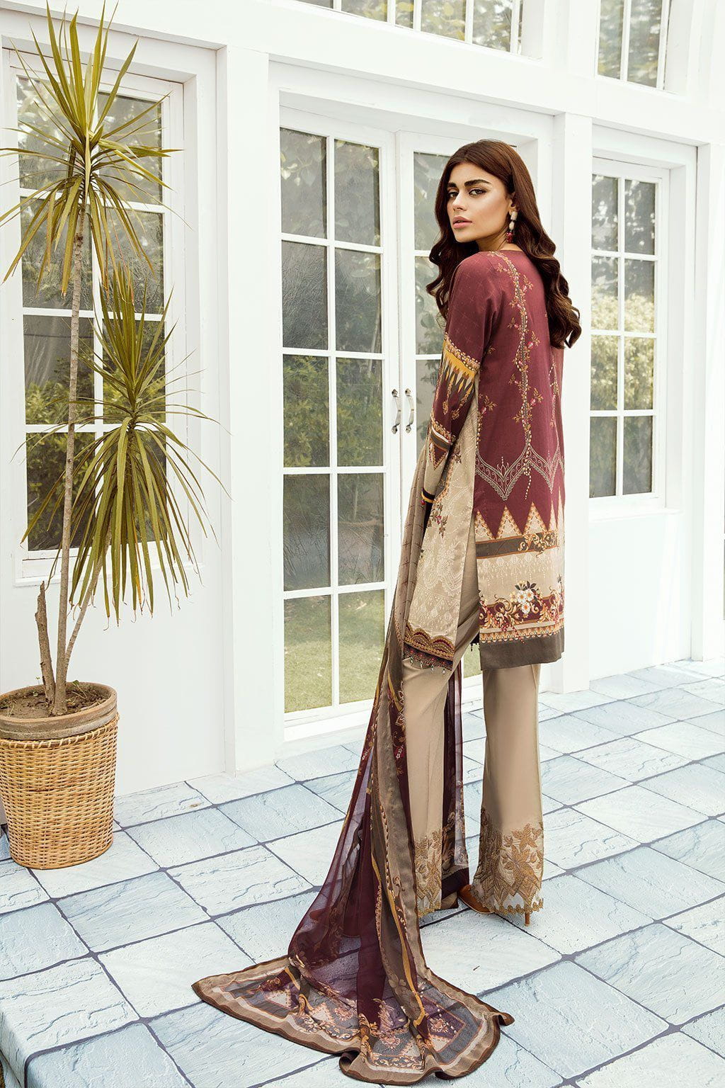img_baroque_lawn_collection_awwal_boutique