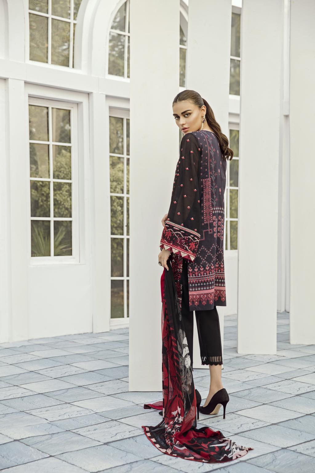 img_baroque_lawn_collection_awwal_boutique