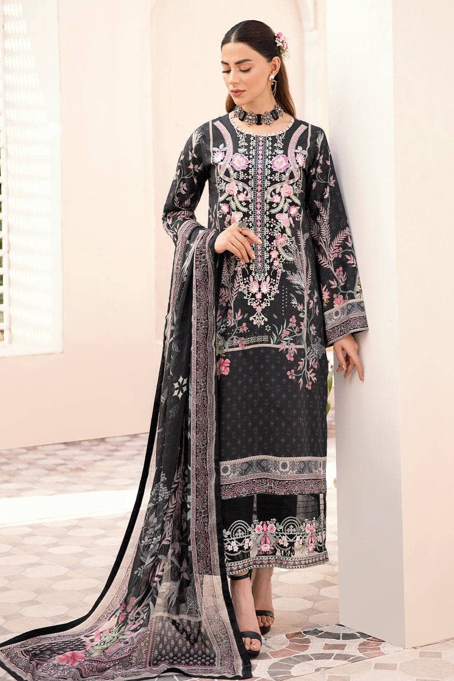 img_rangrez_by_ramsha_awwal_boutique