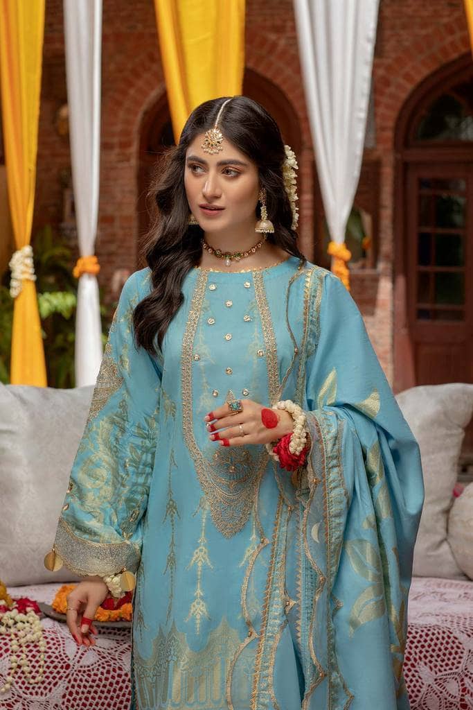 img_charizma_jacquard_lawn_awwal_boutique