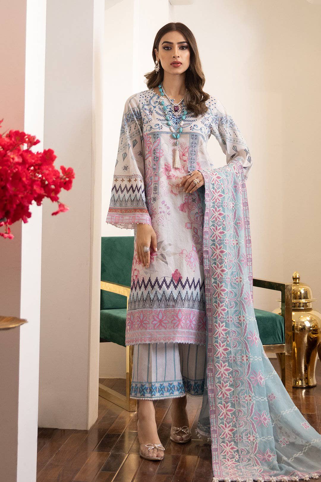 img_nureh_lawn_collection_awwal_boutique