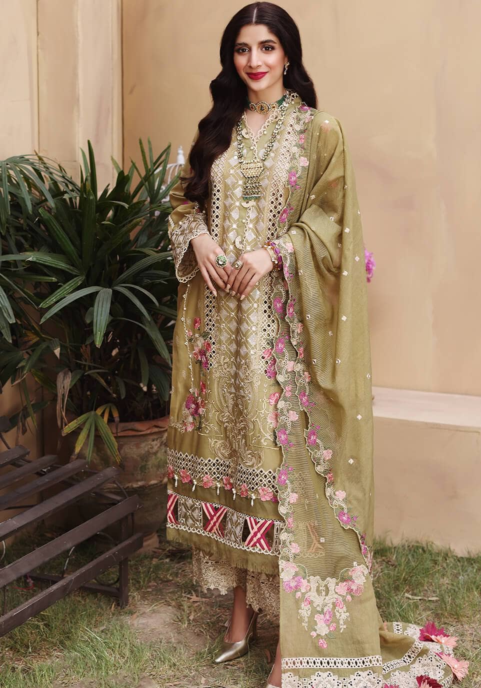 img_elaf_luxury_lawn_22_awwal_boutique