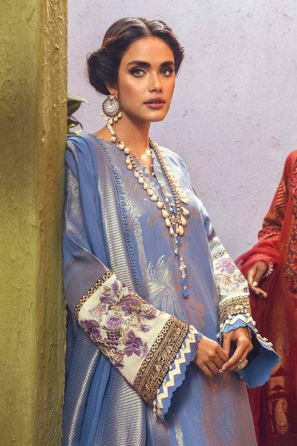 img_sana_safinaz_pre_fall_wooven_shawl_awwal_boutique