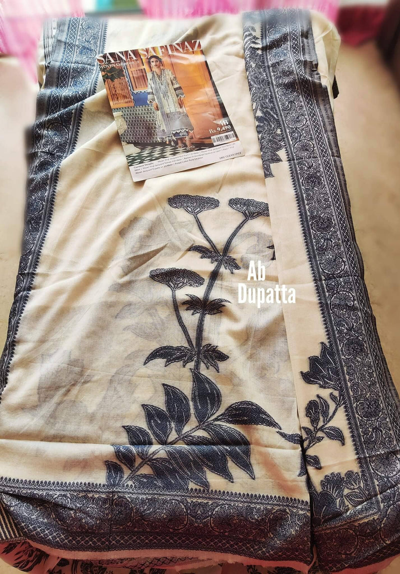 img_sana_safinaz_wooven_awwal_boutique_open_pic