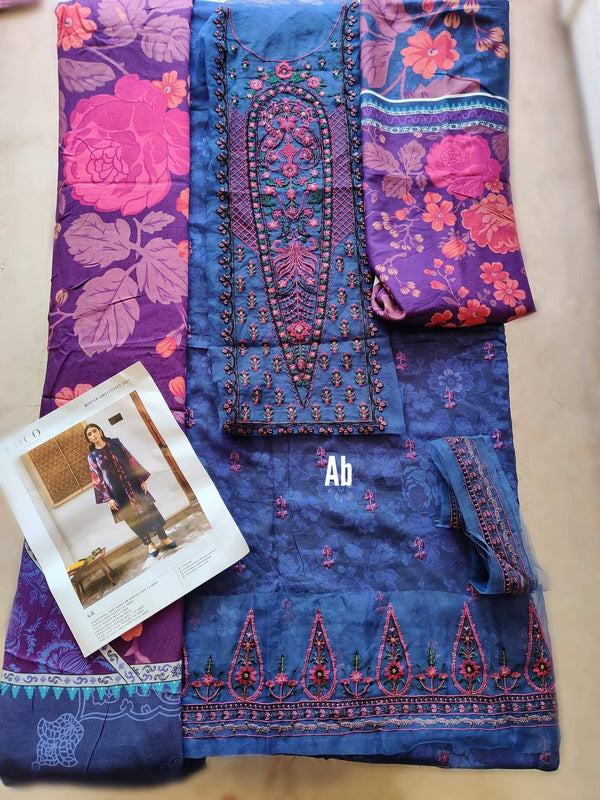 img_open_pics_coco_by_zara_shahjahan_winter_2021_awwal_boutique