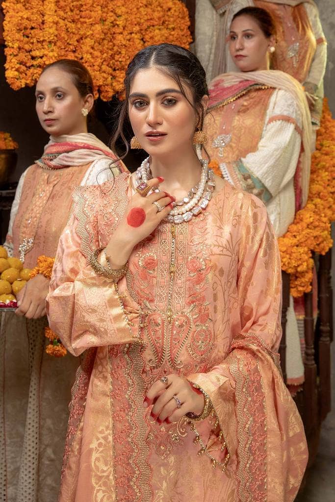 img_charizma_jacquard_lawn_awwal_boutique