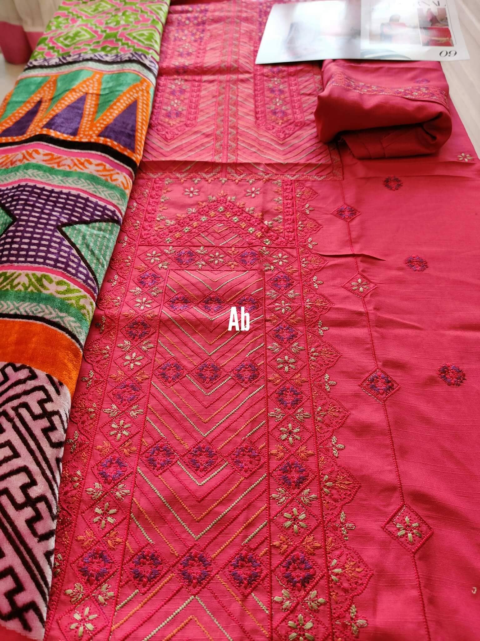 img_open_pics_rang_raiz_awwal_boutique