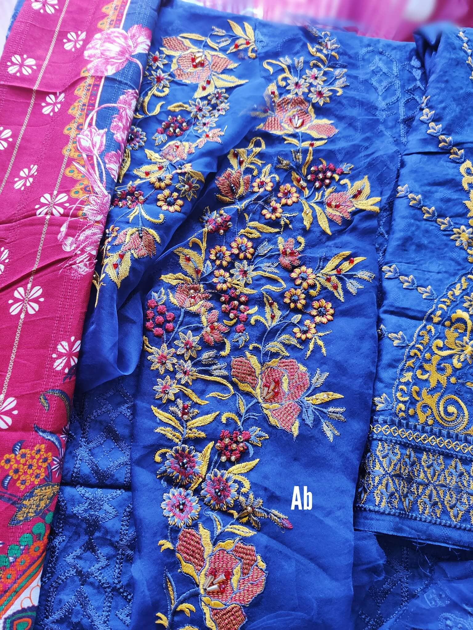 img_nureh_maya_linen_open_pics_awwal_boutique