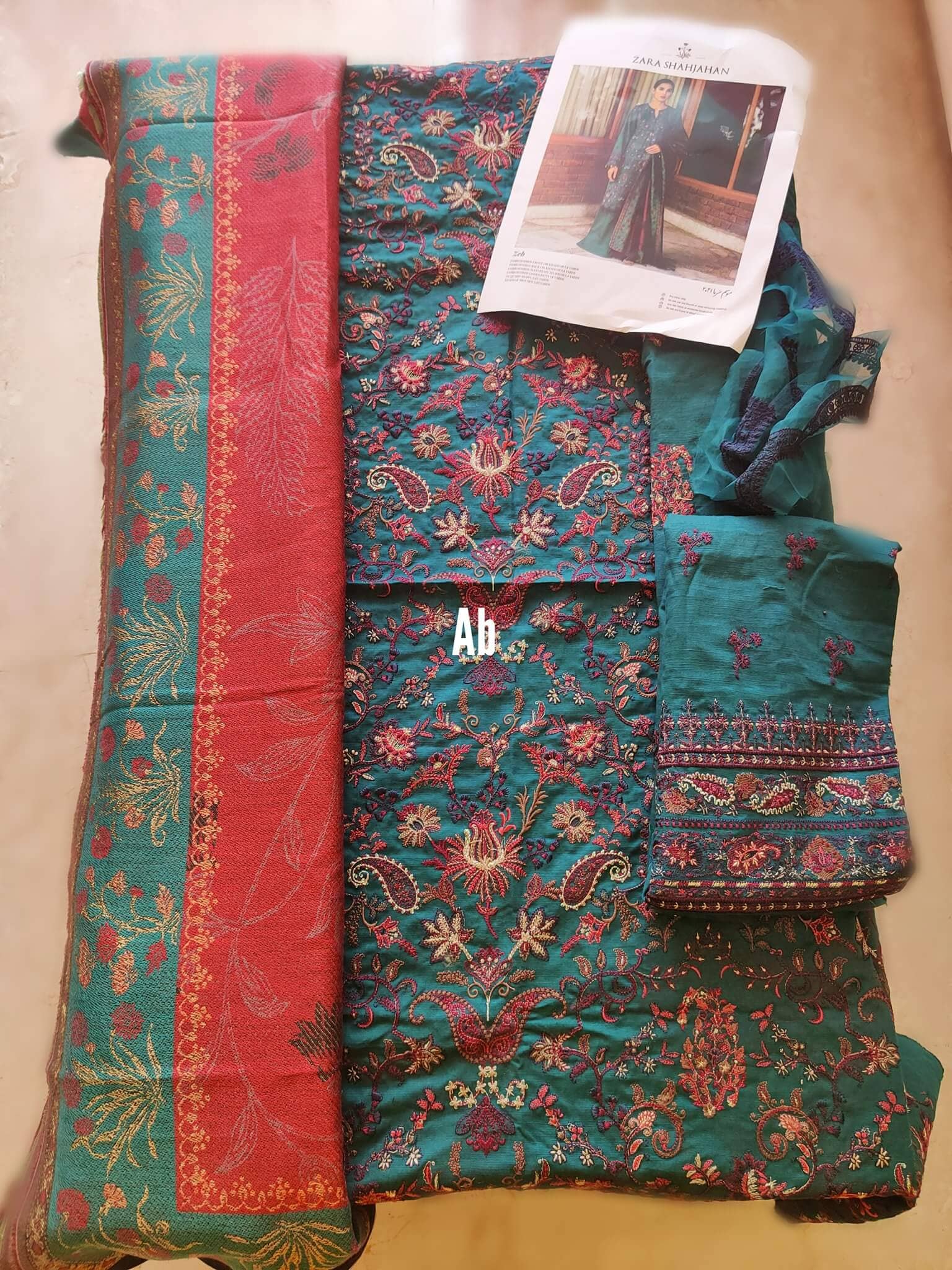 img_open_pic_sana_safinaz_awwal_boutique