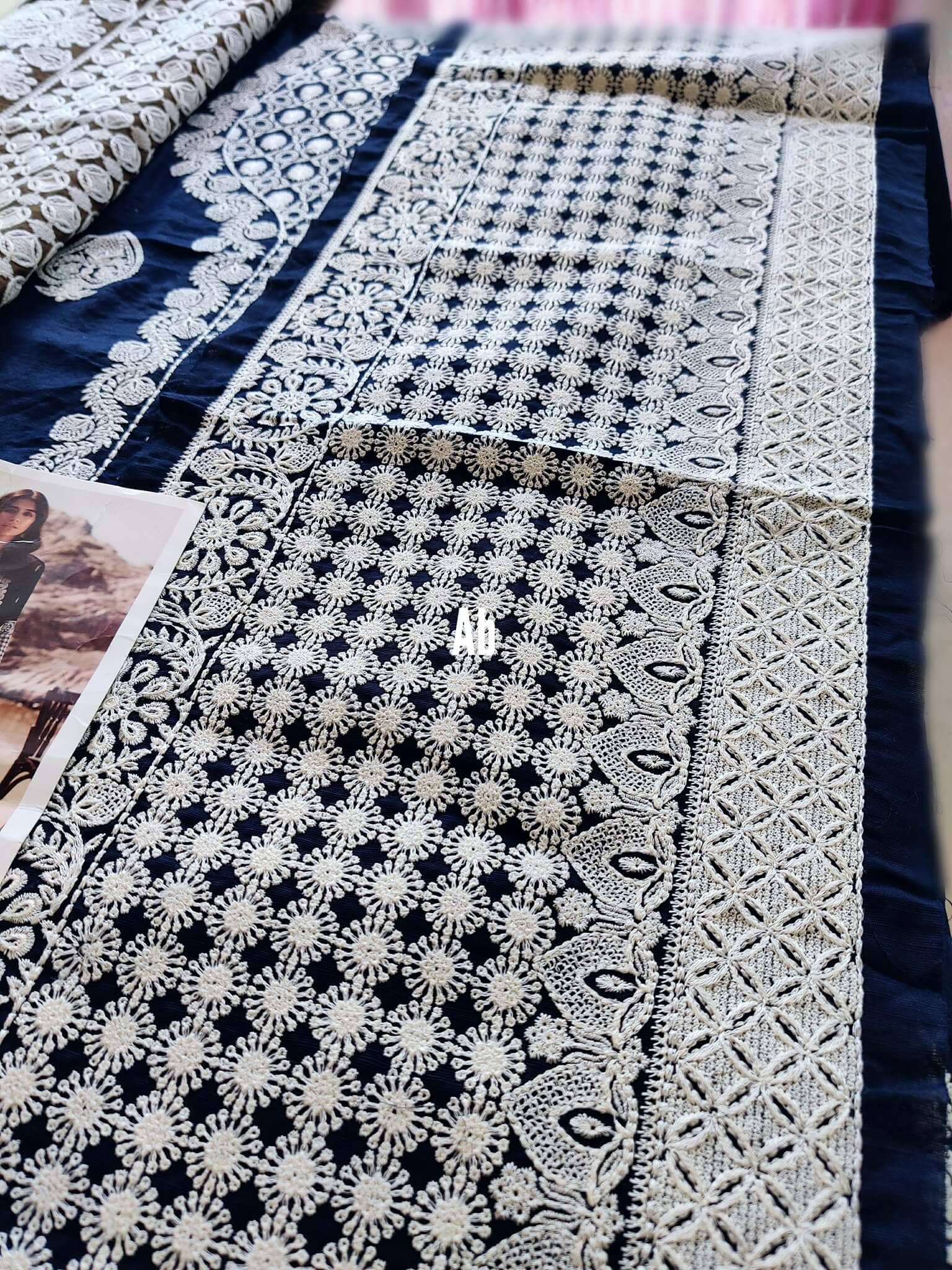 img_zaha_humrahi_winter_awwal_boutique