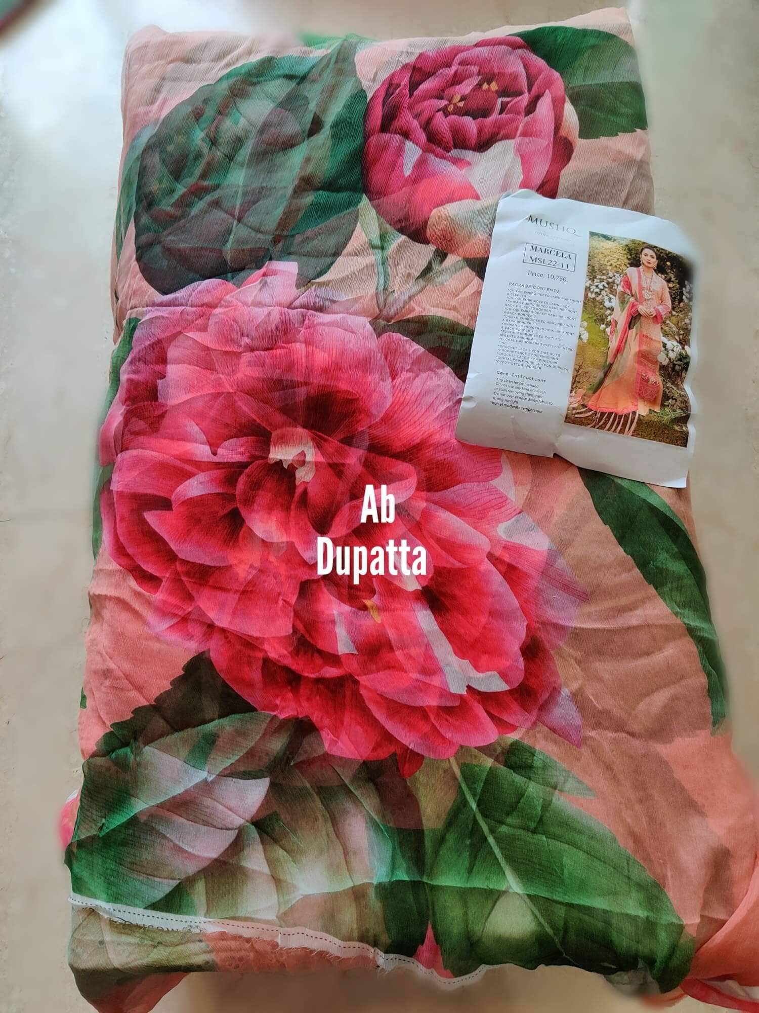 img_open_pic_mushq_lawn_22_awwal_boutique