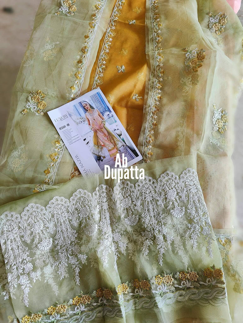 img_open_pic_sobia_nazir_lawn_2022awwal_boutique