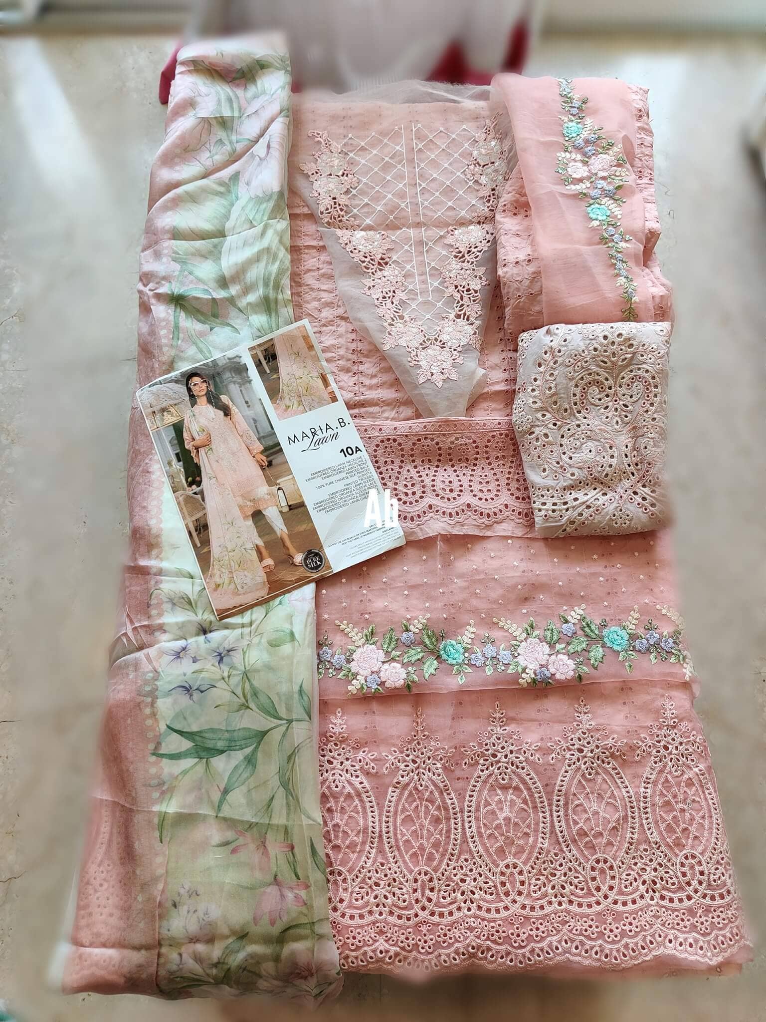 img_open_pic_maria_B_lawn_22_awwal_boutique