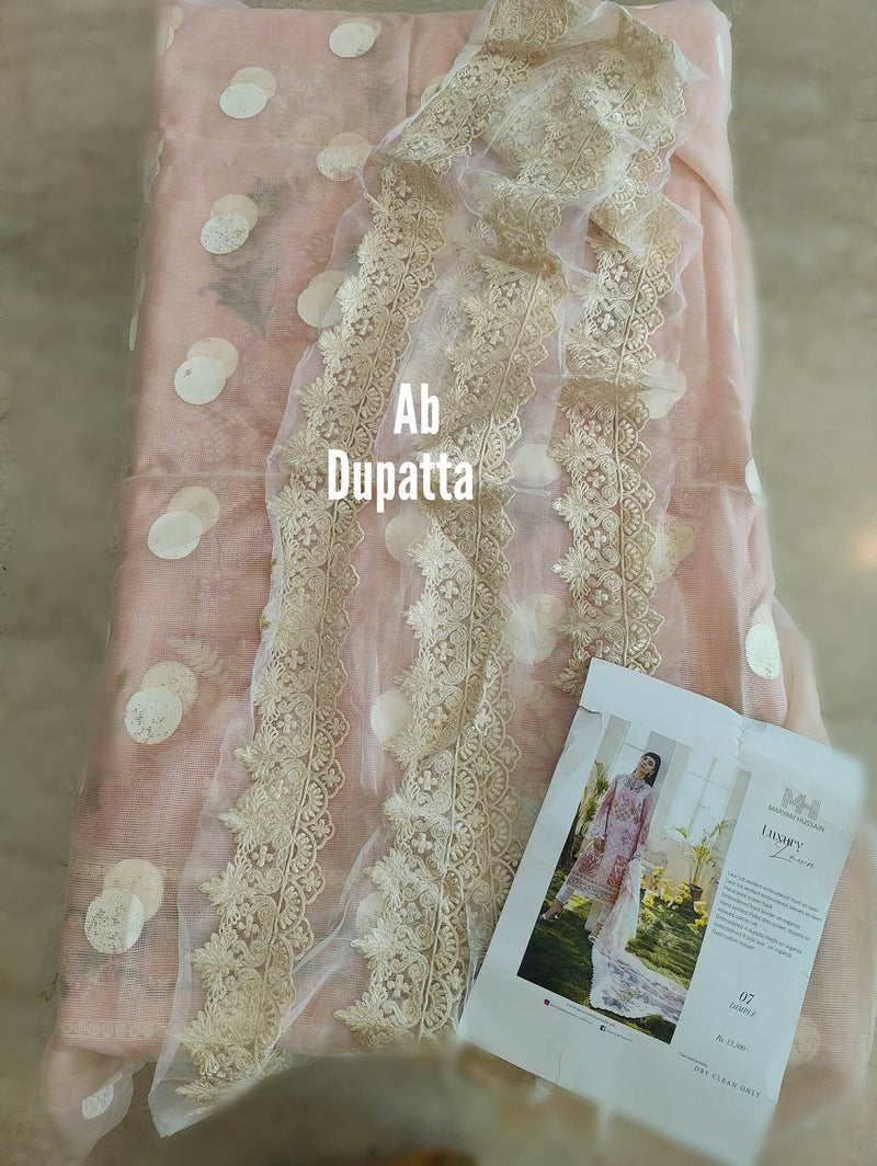 img_maryam_hussain_lawn_22_awwal_boutique