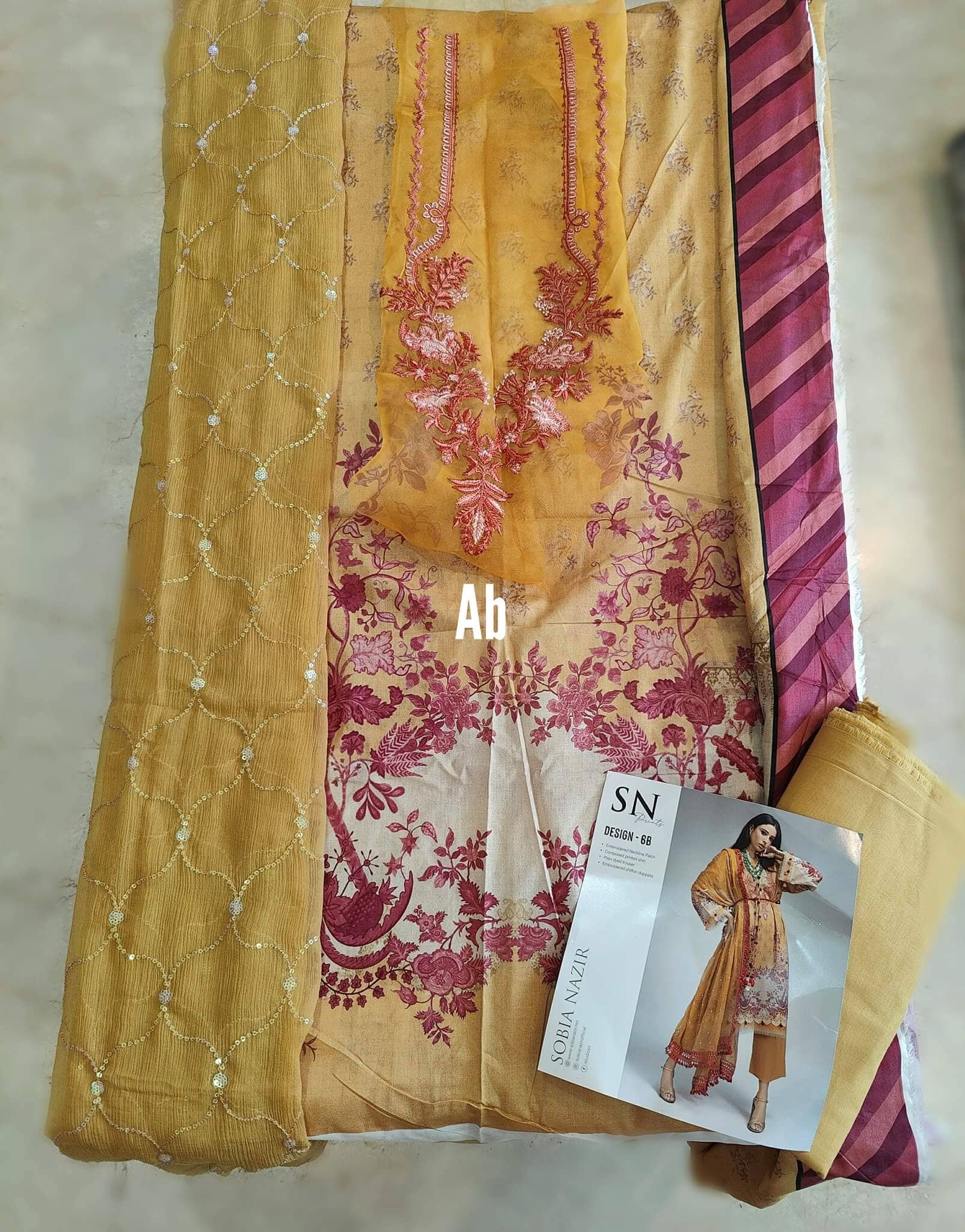 img_sobia_nazir_lawn_prints_22_awwal_boutique