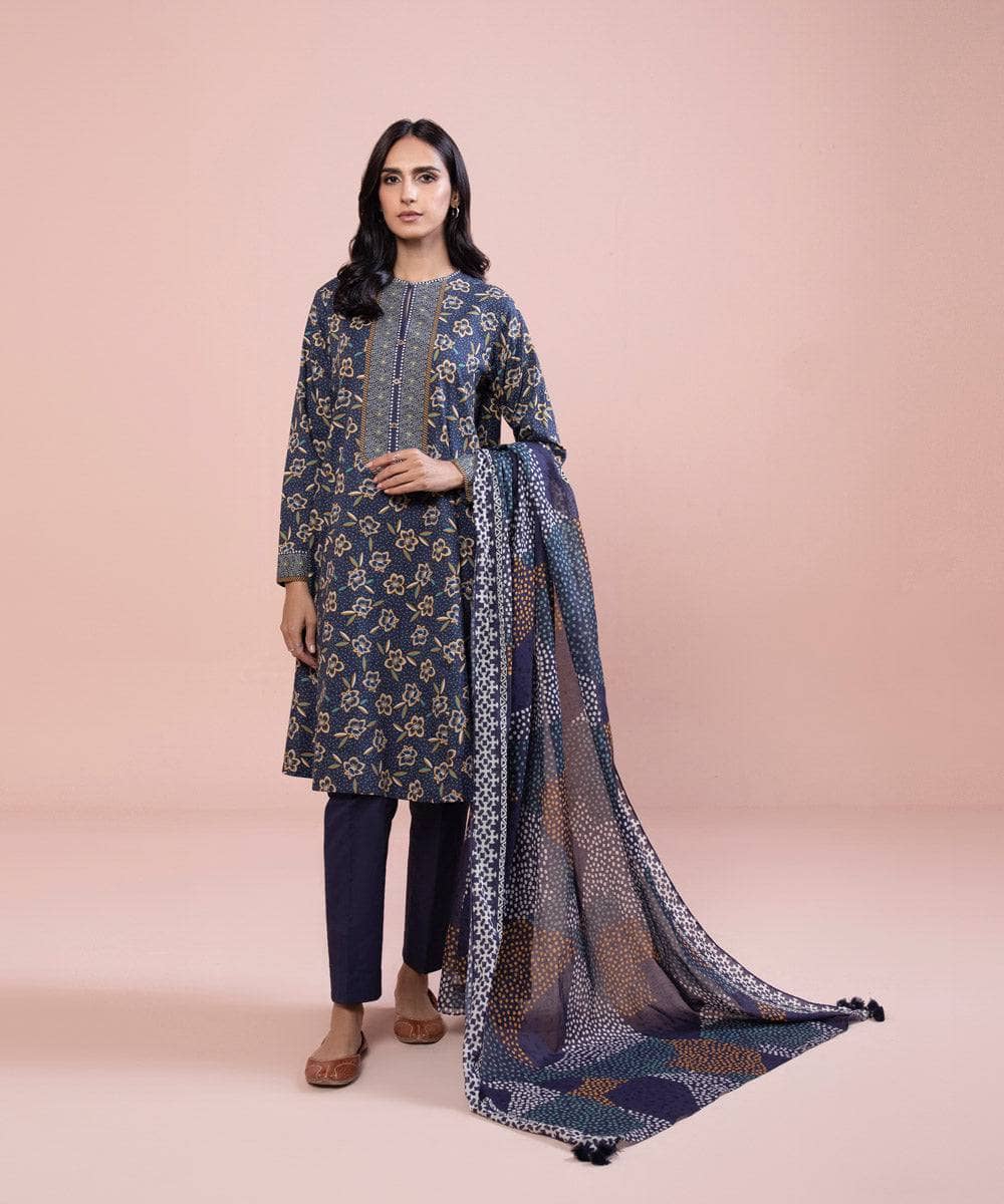 Img_sapphire_day_to_day_lawn_23_awwal_boutique_awwal_boutique