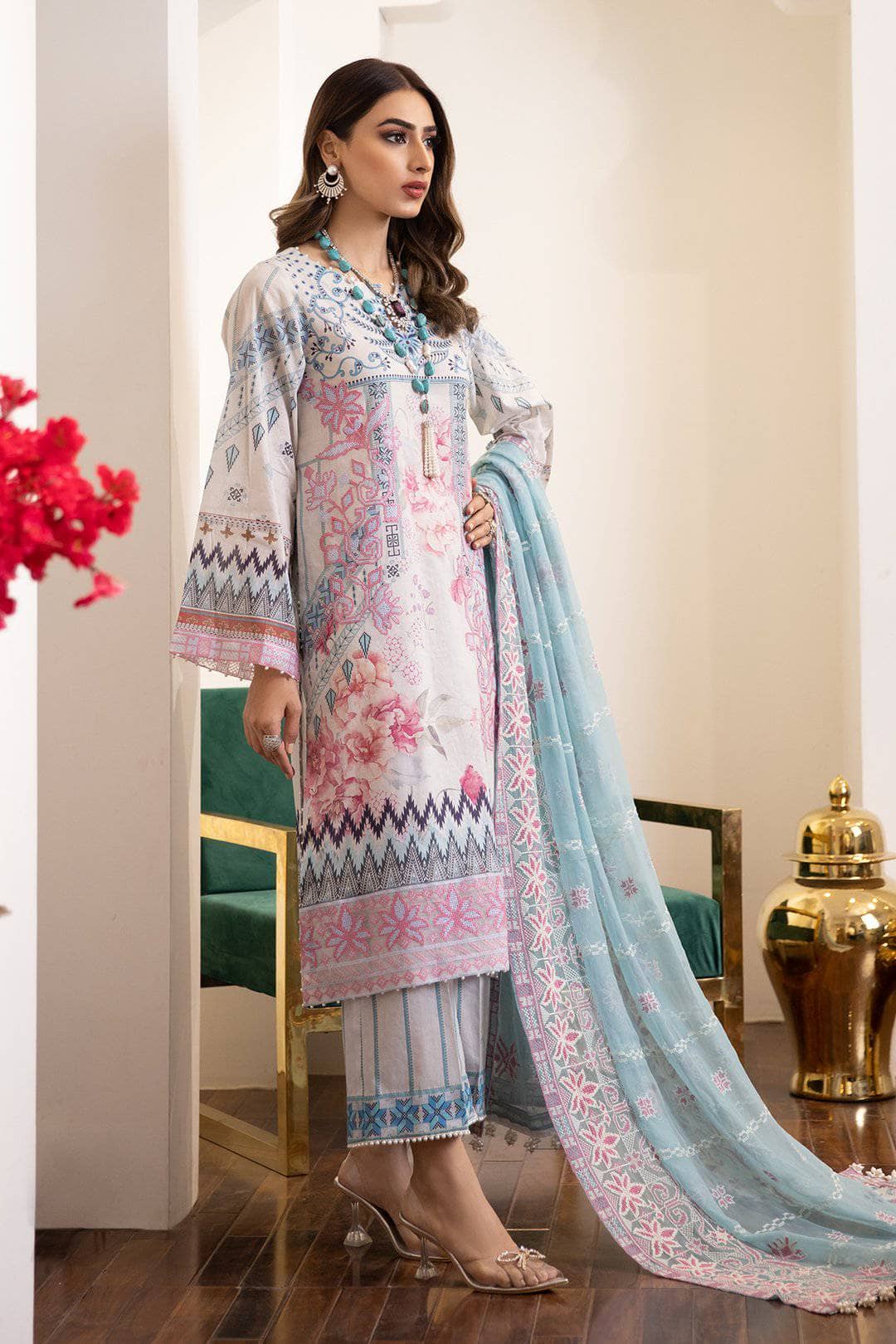 img_nureh_lawn_collection_awwal_boutique