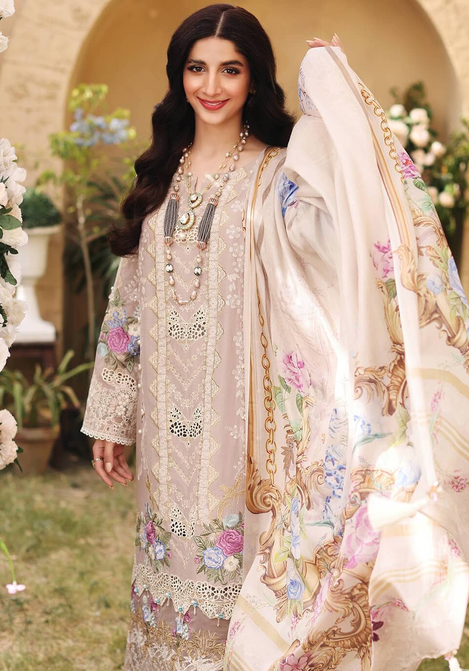 img_elaf_luxury_lawn_22_awwal_boutique