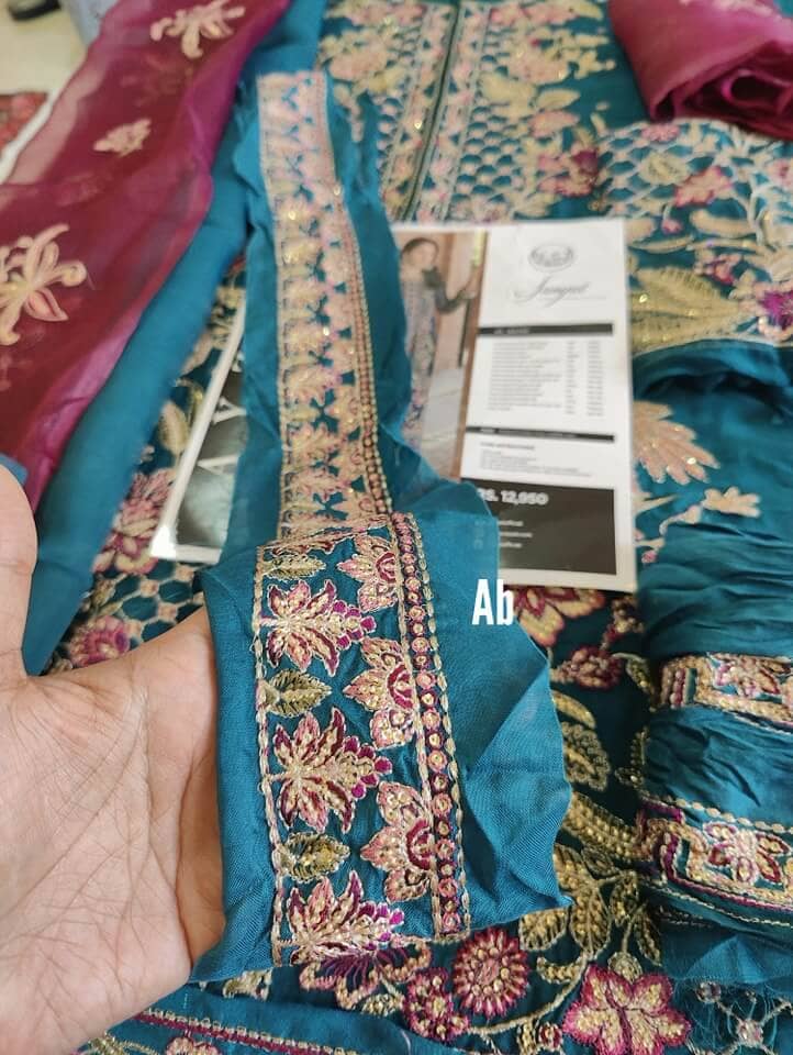 img_open_pic_afrozeh_ayzal_sangat_awwal_boutique