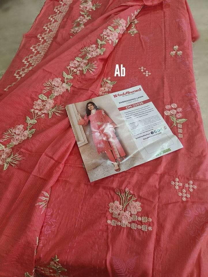 img_open_pic_gul_ahmed_lawn_awwal_boutique