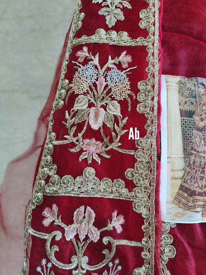 img_open_pic_crimson_wedding_awwal_boutique