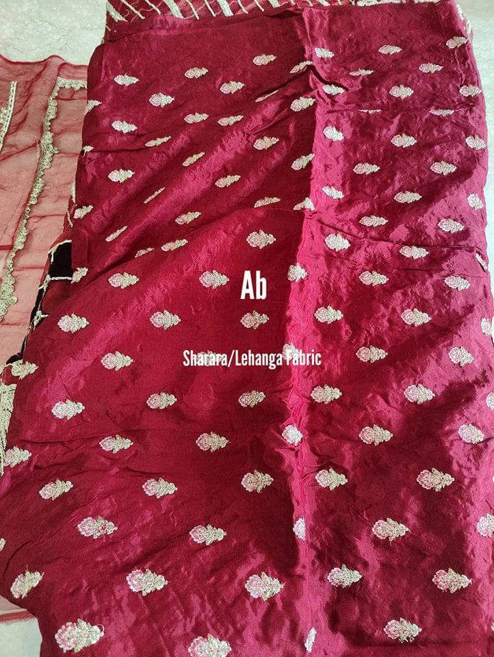 img_open_pic_crimson_wedding_awwal_boutique