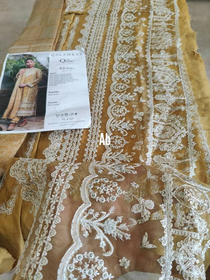 img_qalamkar_q_line_linen_22_awwal_boutique