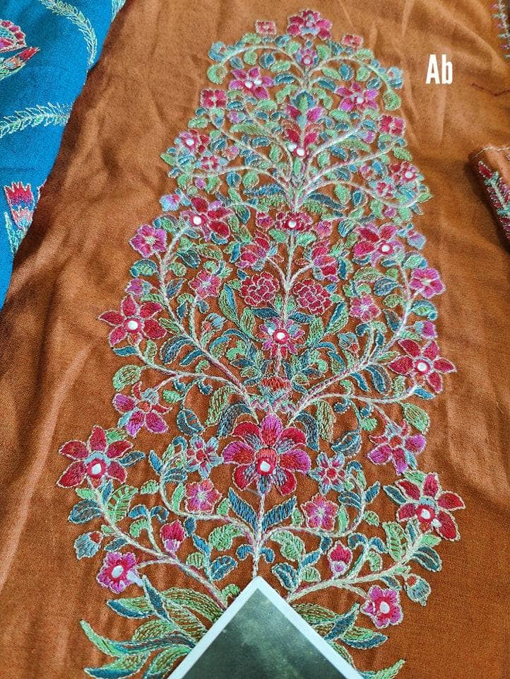 img_open_pic_hussain_rehar_paar_awwal_boutique