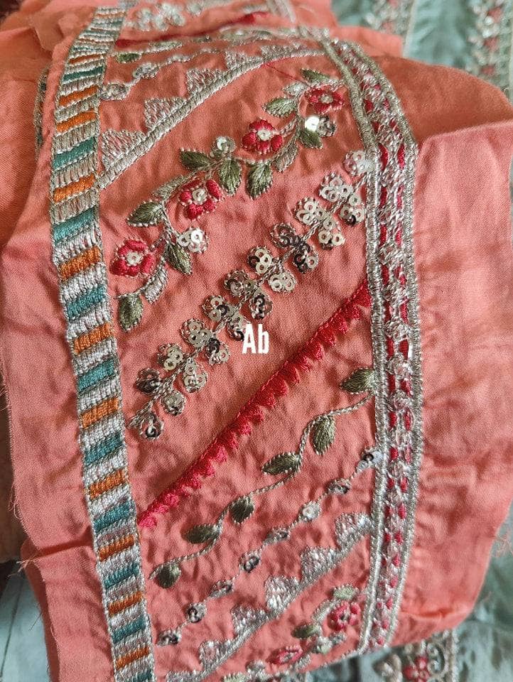 img_maria_b-sateen_open_pic_awwal_boutique