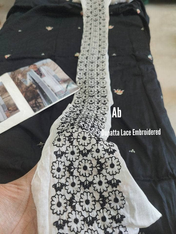 img_open_pic_zaha_lawn_22_awwal_boutique