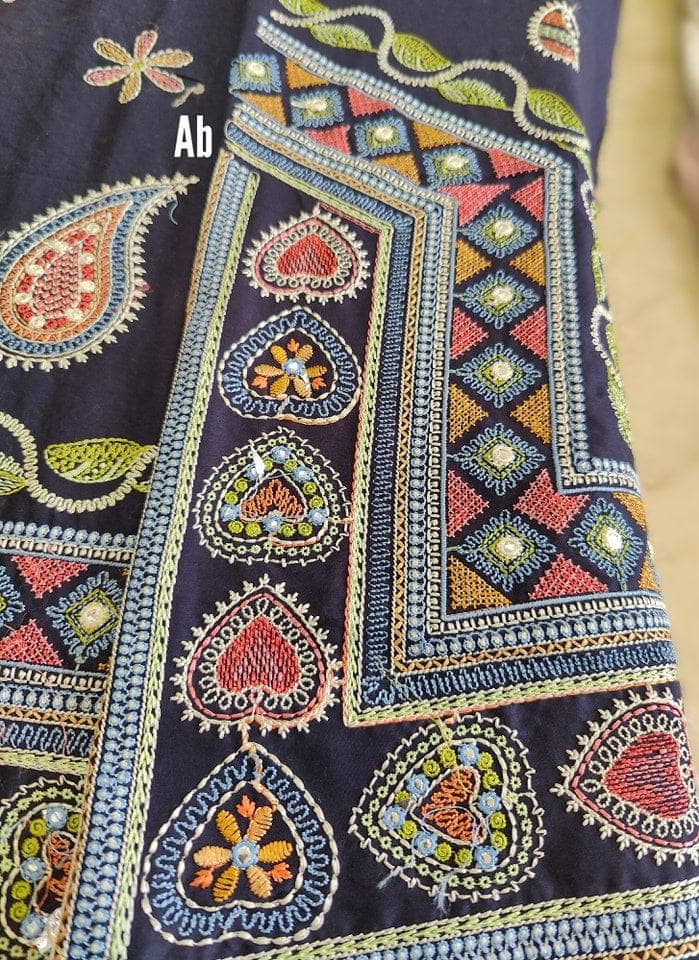 img_open_pic_zaha_lawn_22_awwal_boutique