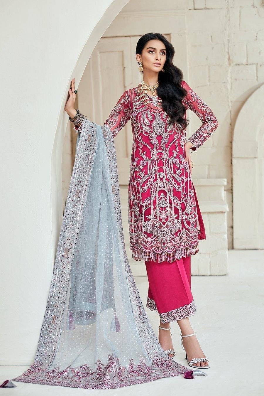img_maryam_hussain_luxury_formals_chiffon_wedding_awwal_boutique