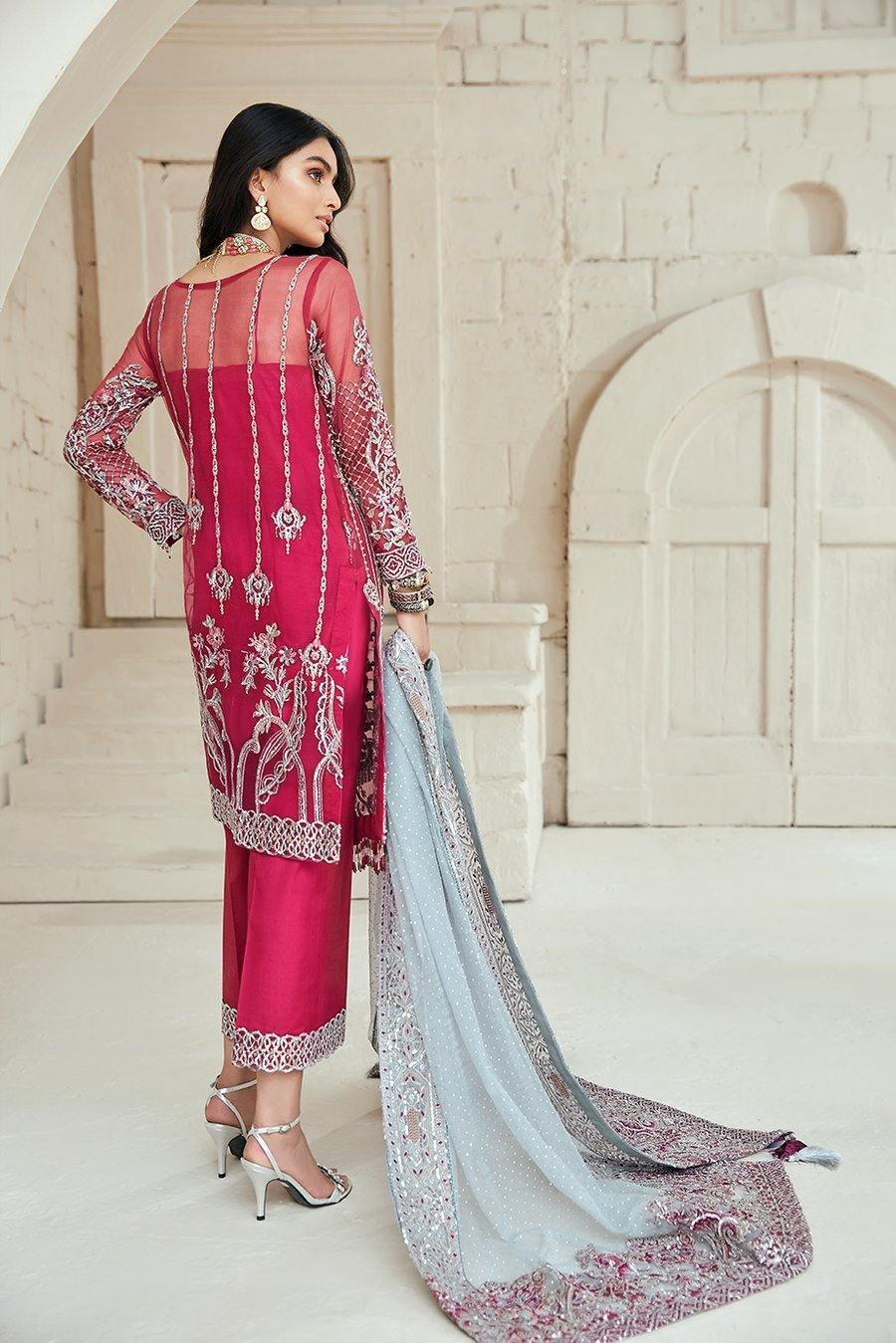 img_maryam_hussain_luxury_formals_chiffon_wedding_awwal_boutique