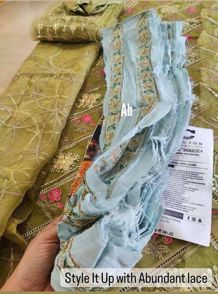 img_open_pic_crimson_wedding_edition_awwal_boutique