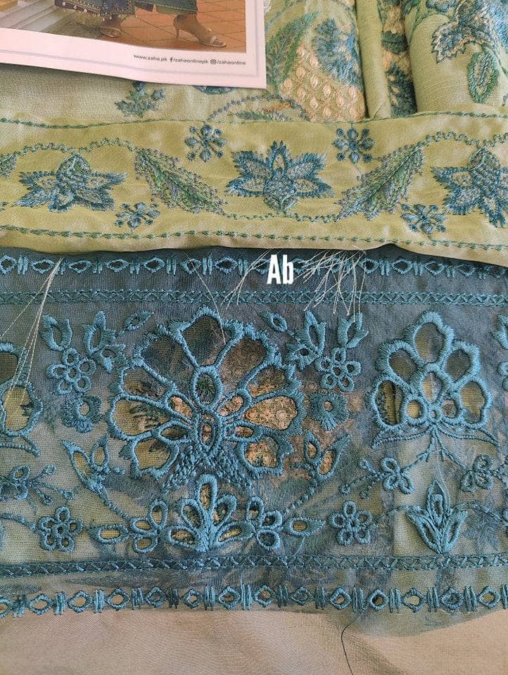 img_open_pic_zaha_winter_22_awwal_boutique