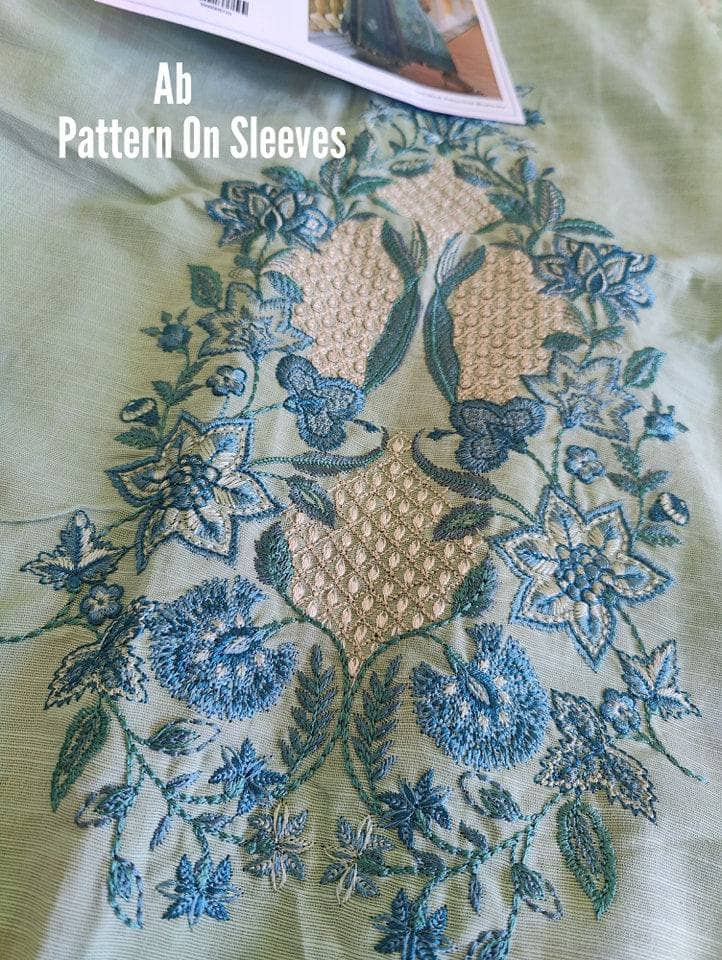 img_open_pic_zaha_winter_22_awwal_boutique