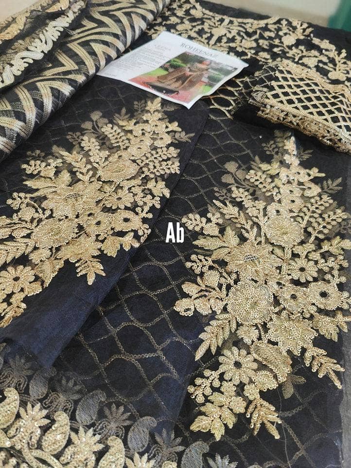 img_roheenaz_2023_awwal_boutique