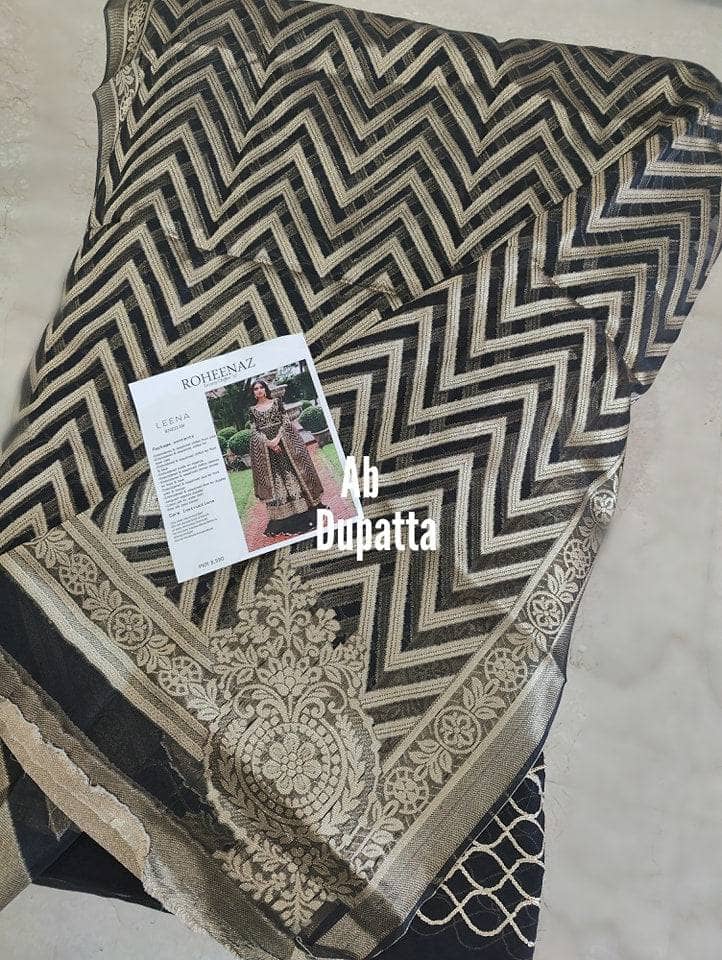 img_roheenaz_2023_awwal_boutique